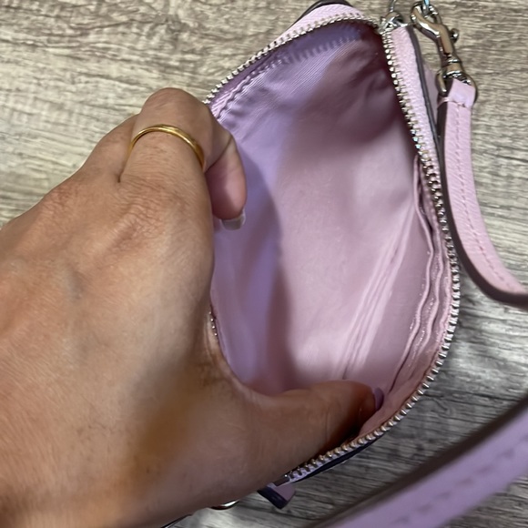 Pink coach wristlet - Picture 5 of 6